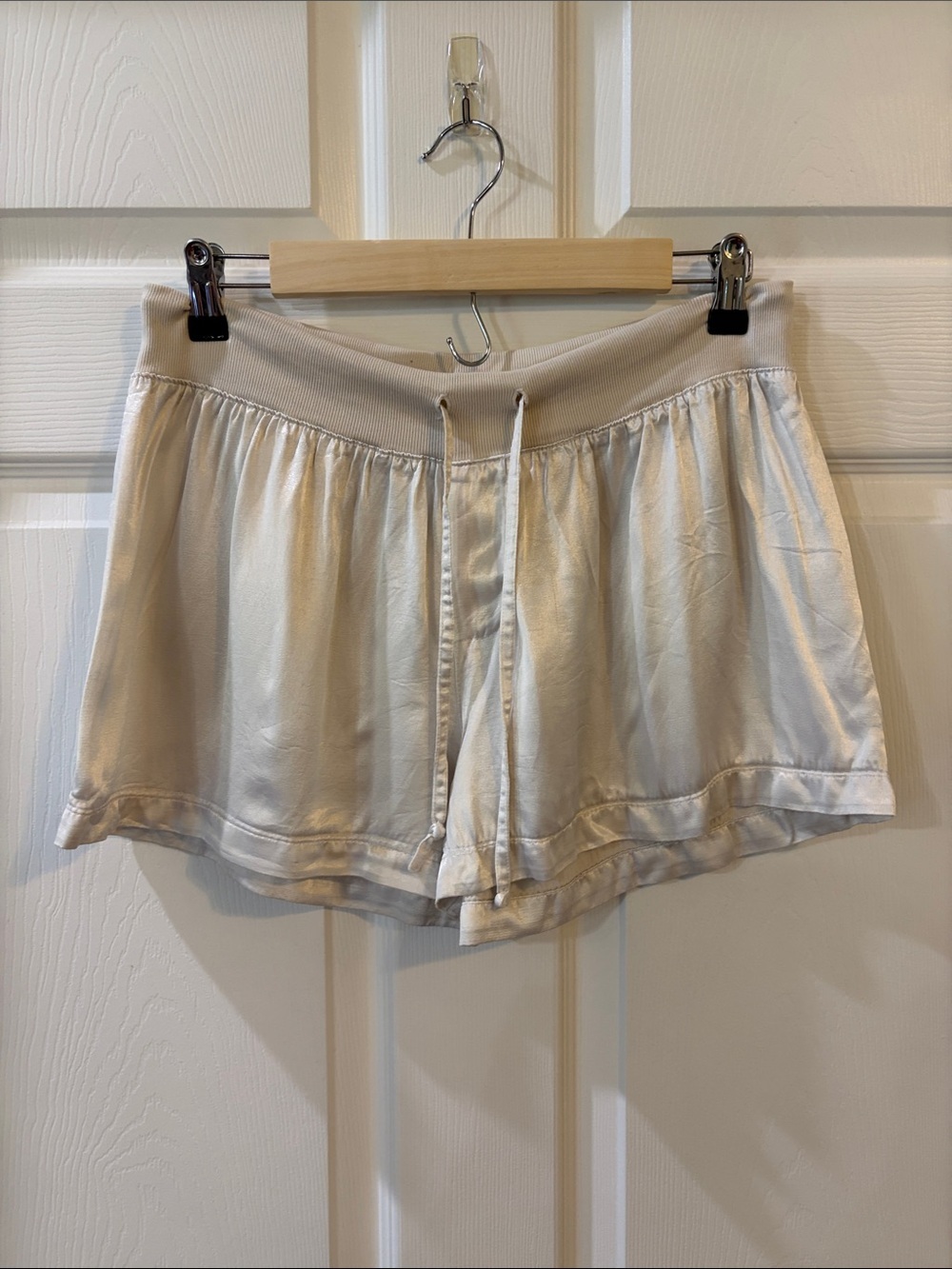 Pj Harlow Mikel Style Women's Ivory Lounge Drawstring Shorts